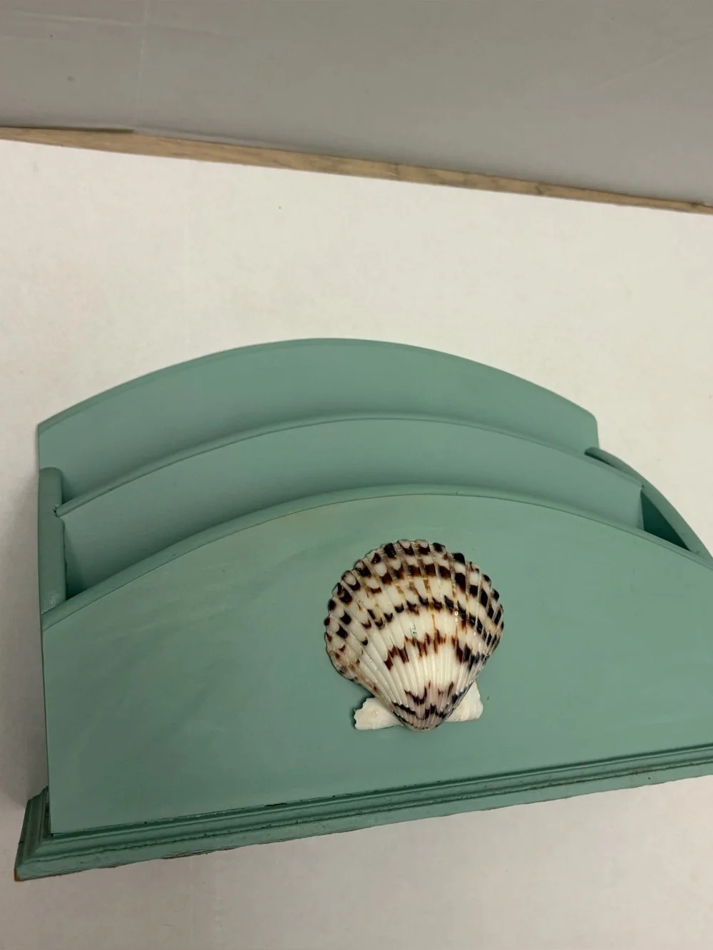 Pre loved ⚜️🐚⚜️ Tres Chic Design Styles California Wooden Organizer